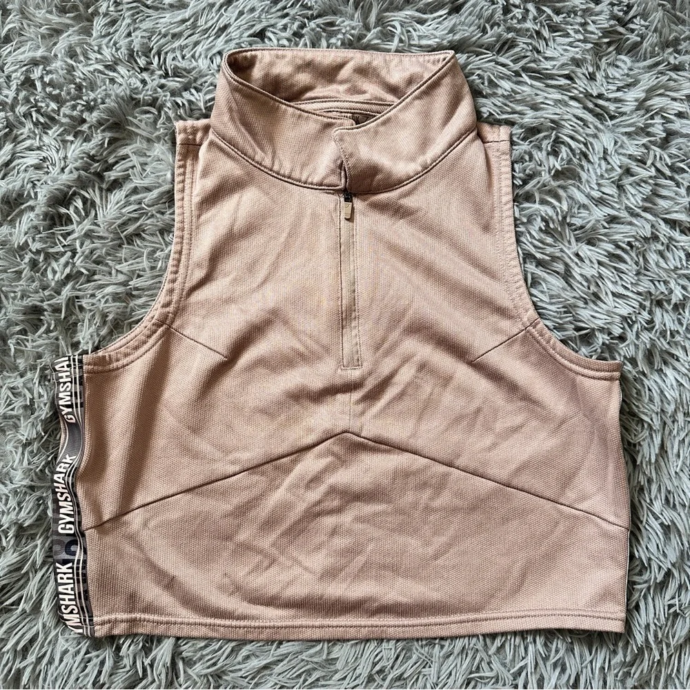 Gymshark top - Picture 1 of 5